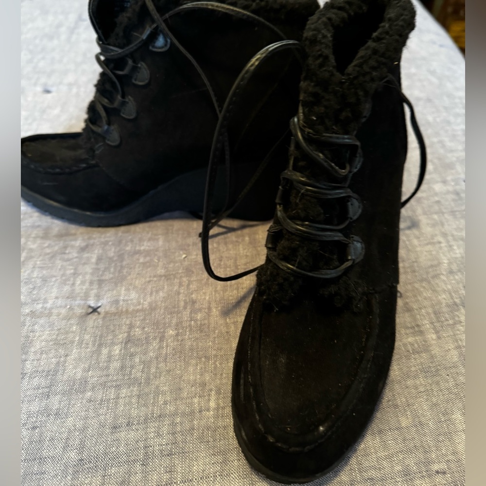 Black wedge booties with Sherpa top